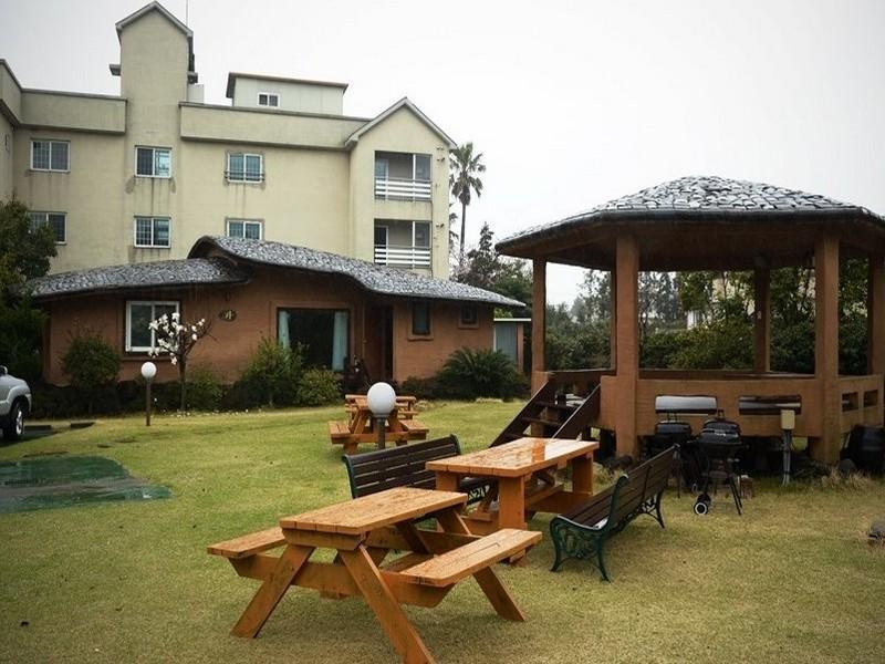 Angkure Pension Seogwipo Exterior photo